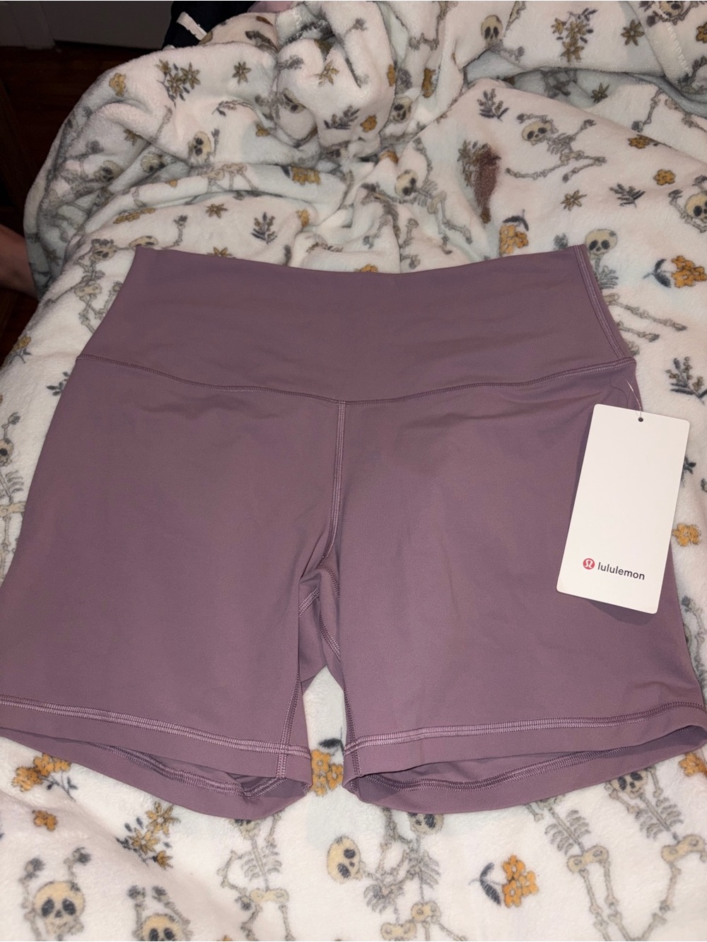 NWT Lululemon Women's size 12 Mauve High-Rise Athletic Shorts